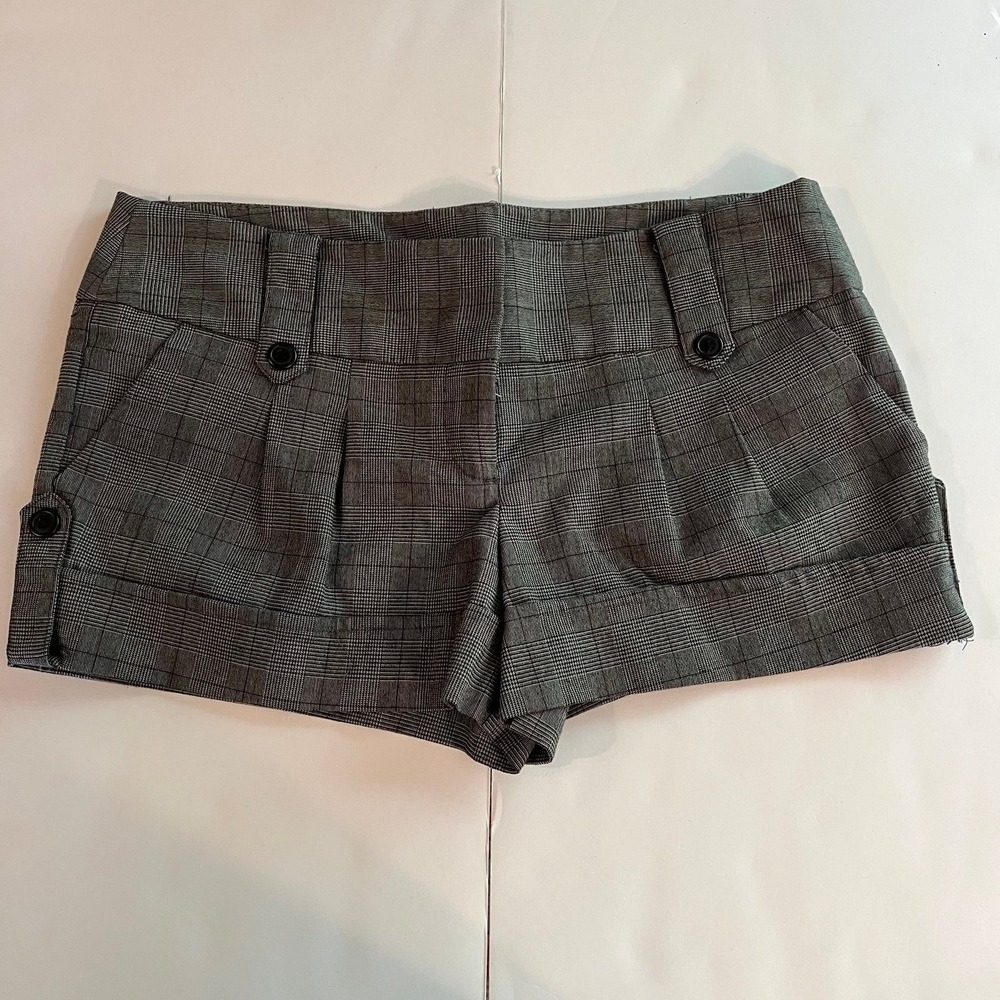 Women's size 7 business/dress shorts (2431)